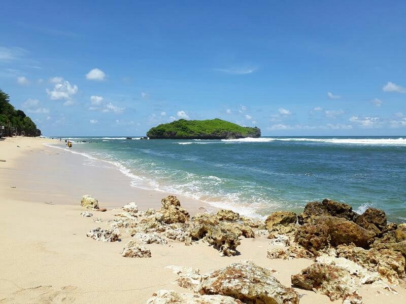 Pantai Sadranan